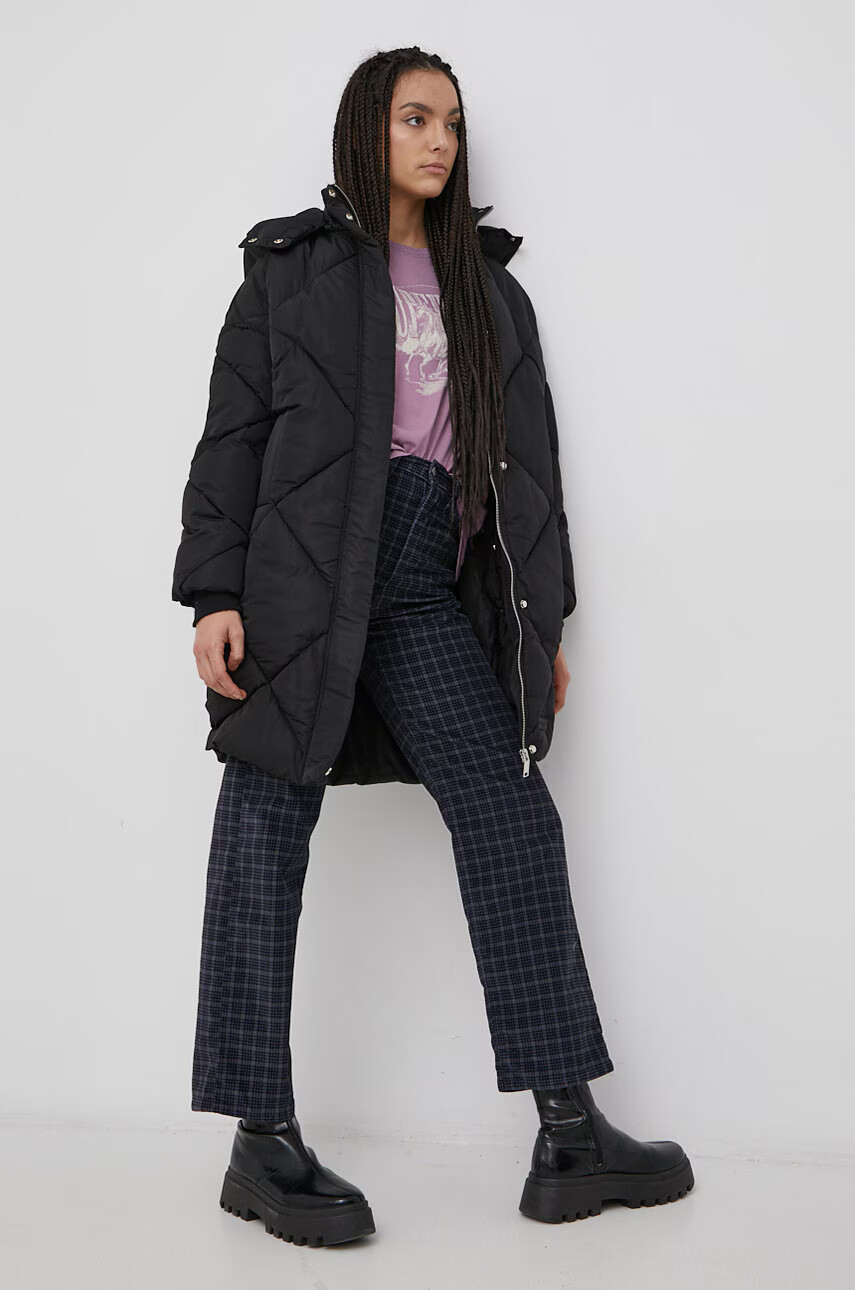 Superdry Памучна тениска с апликация - Pepit.bg