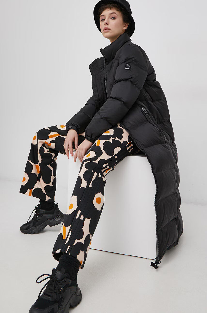 Superdry Пухено яке в черно със зимна изолация - Pepit.bg