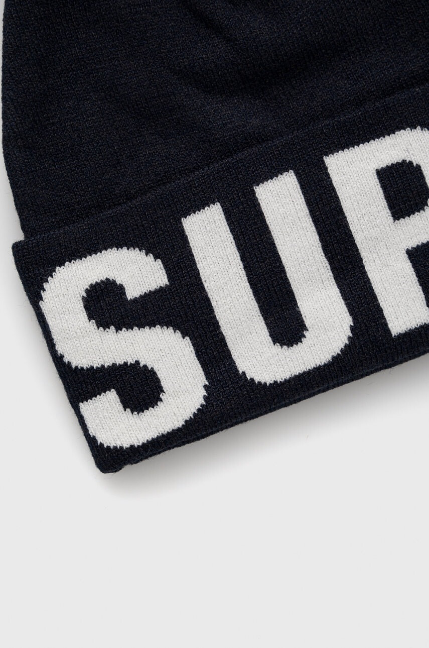 Superdry Шапка в тъмносиньо от плътен трикотаж - Pepit.bg