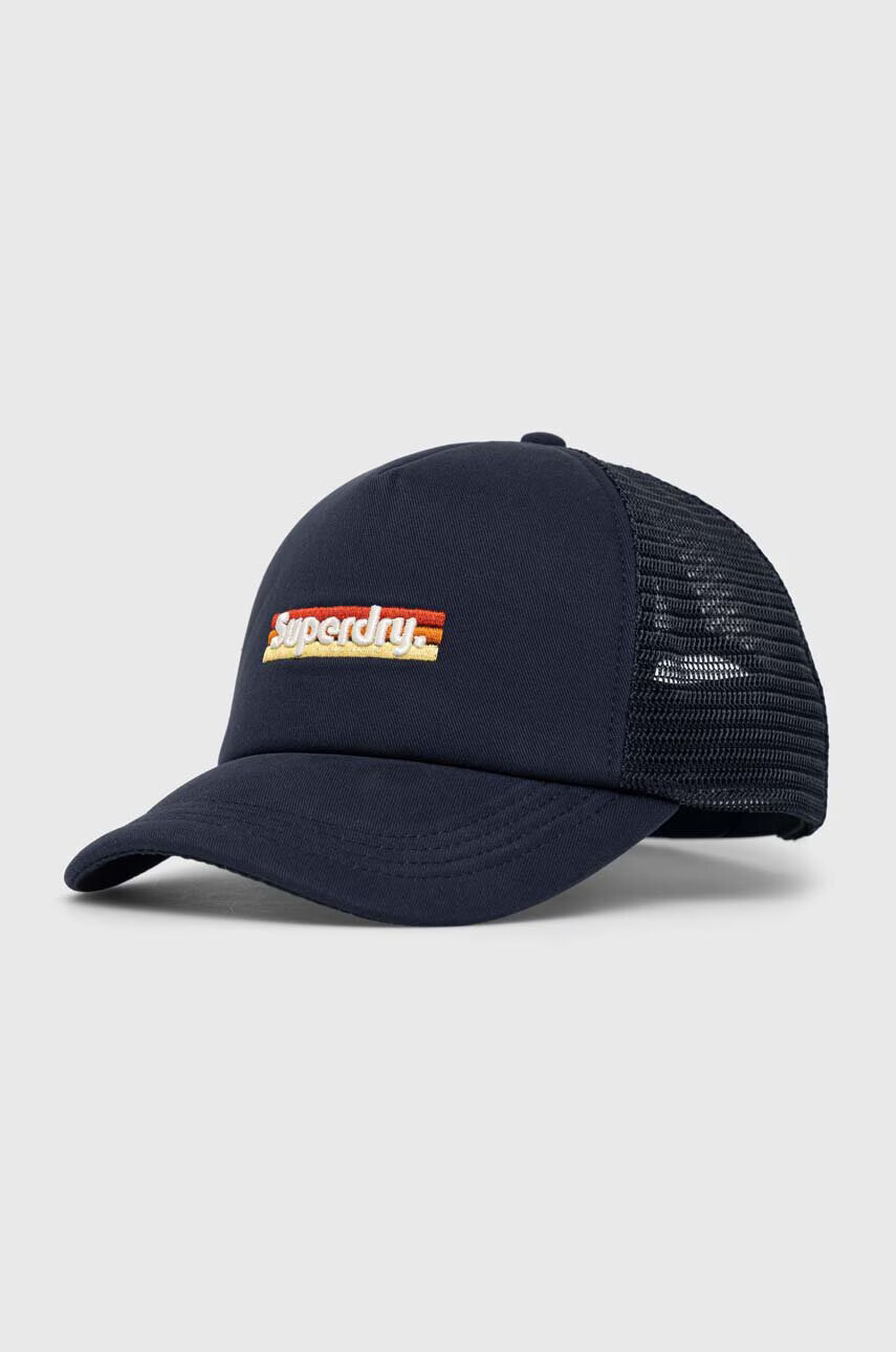 Superdry Шапка с козирка в тъмносиньо с апликация - Pepit.bg