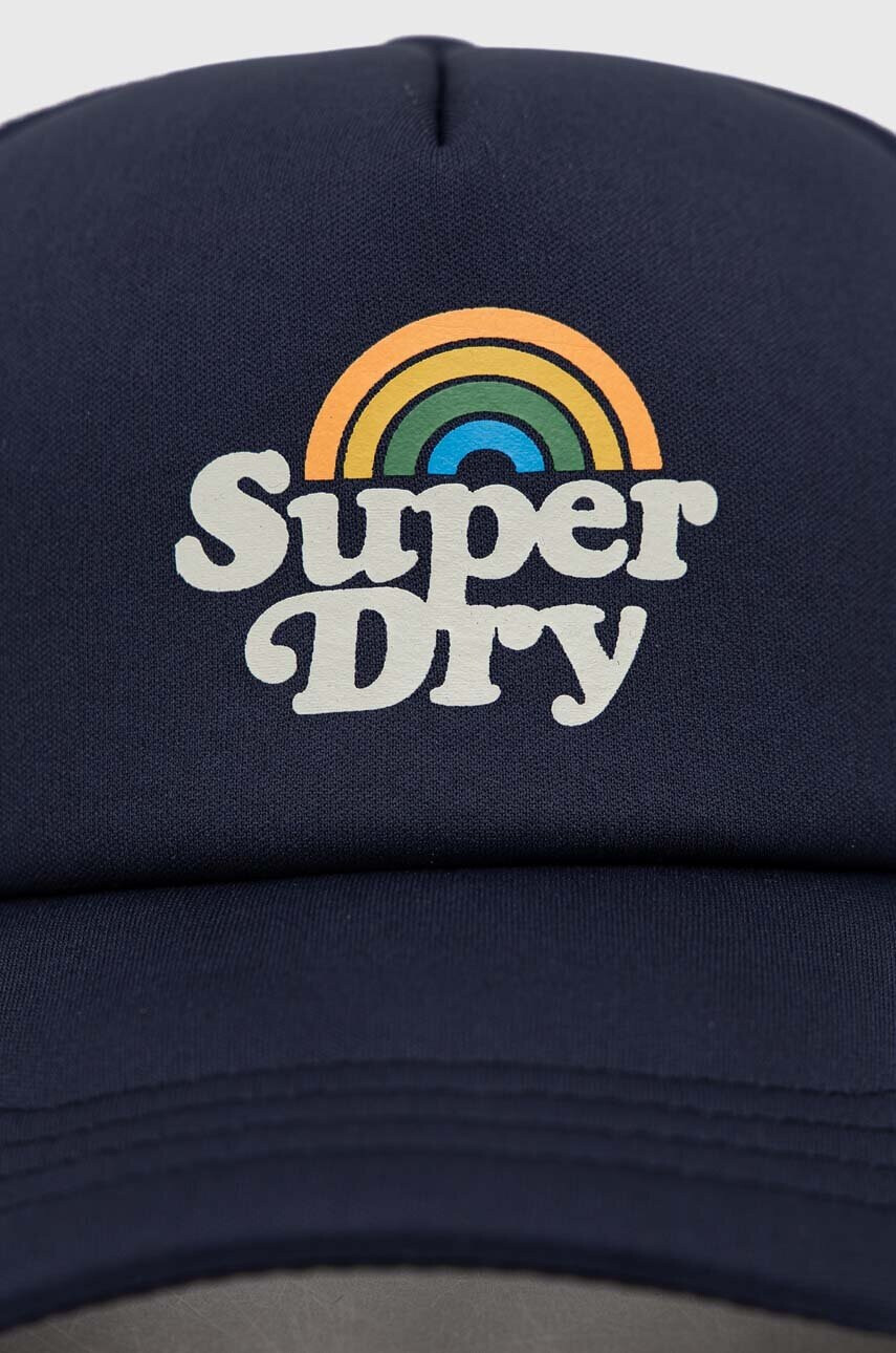 Superdry Шапка с козирка в тъмносиньо с принт - Pepit.bg