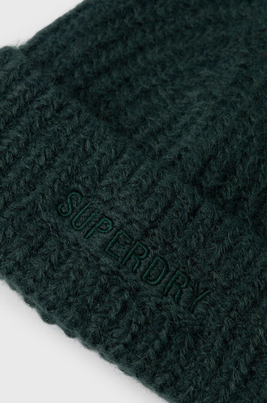 Superdry Шапка с вълна в зелено от плътен трикотаж - Pepit.bg