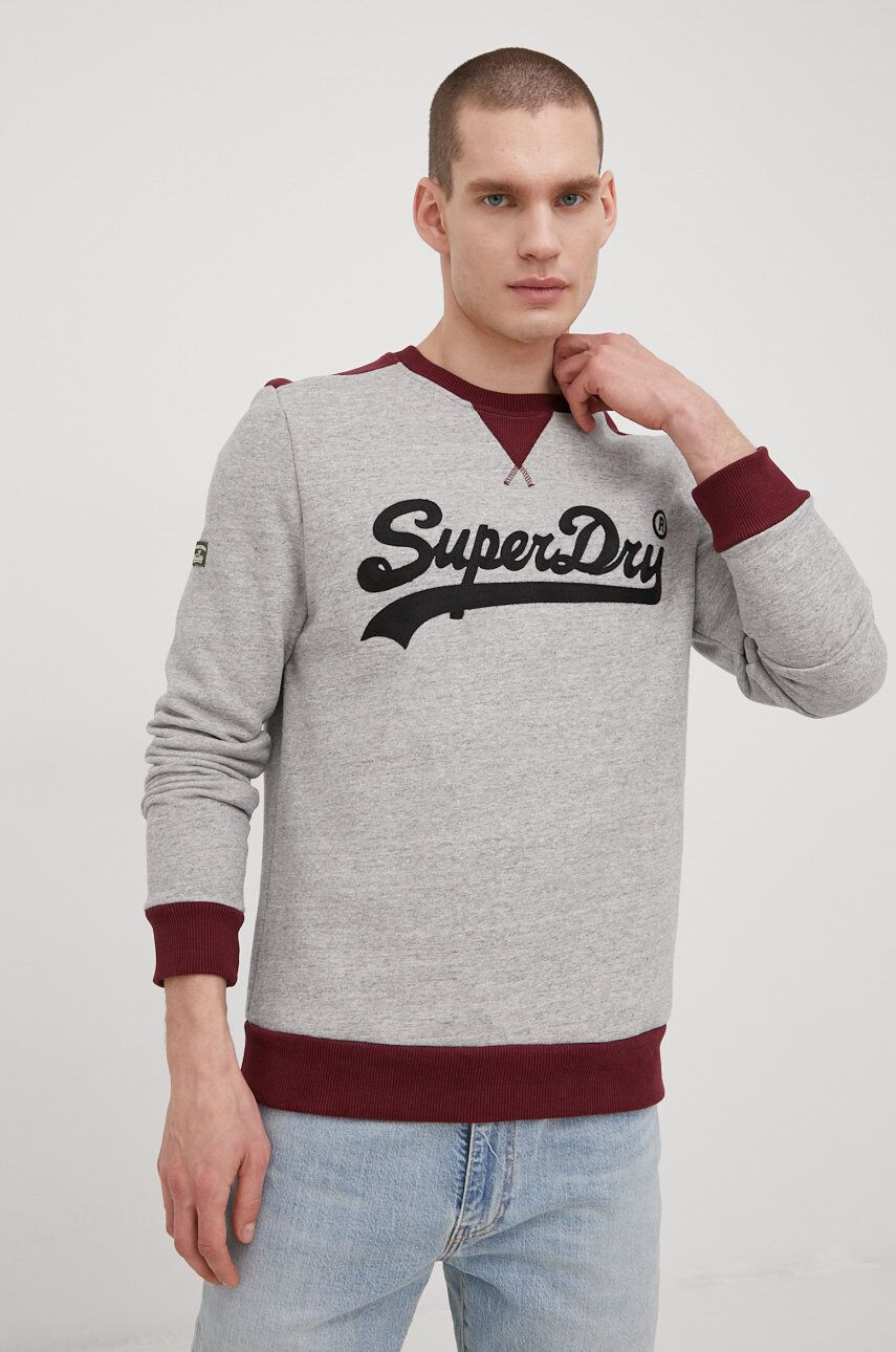 Superdry Суичър в сиво с апликация - Pepit.bg