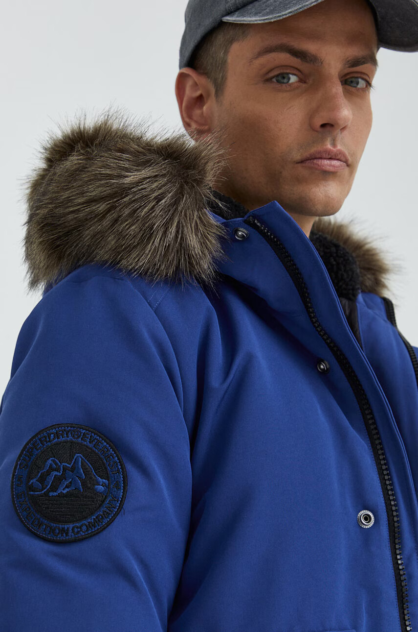 Superdry Яке със зимна изолация - Pepit.bg