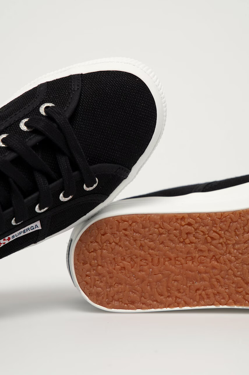 Superga Ниски кецове дамски в черно - Pepit.bg