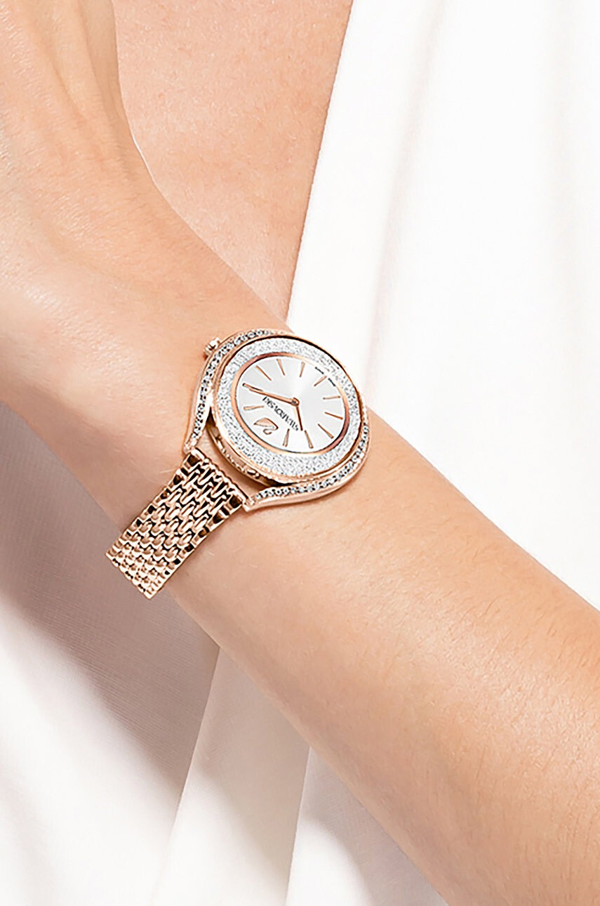 Swarovski Часовник дамски в златисто - Pepit.bg