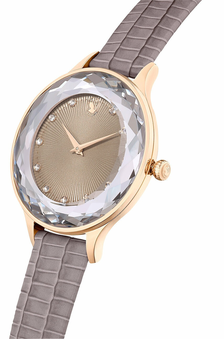 Swarovski Часовник OCTEA NOVA 5649999 дамски в кафяво - Pepit.bg