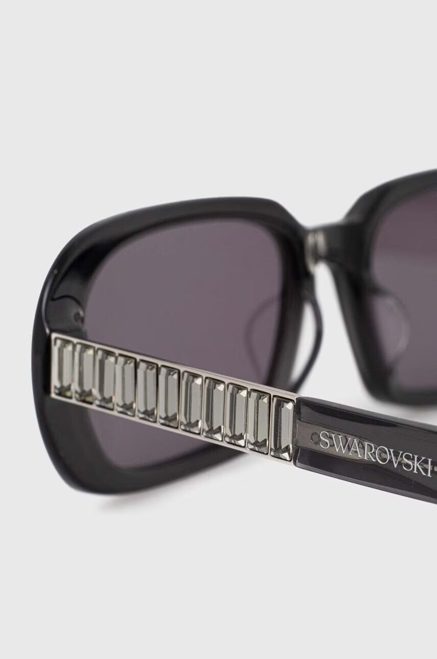 Swarovski Слънчеви очила 56499035 MATRIX в черно - Pepit.bg