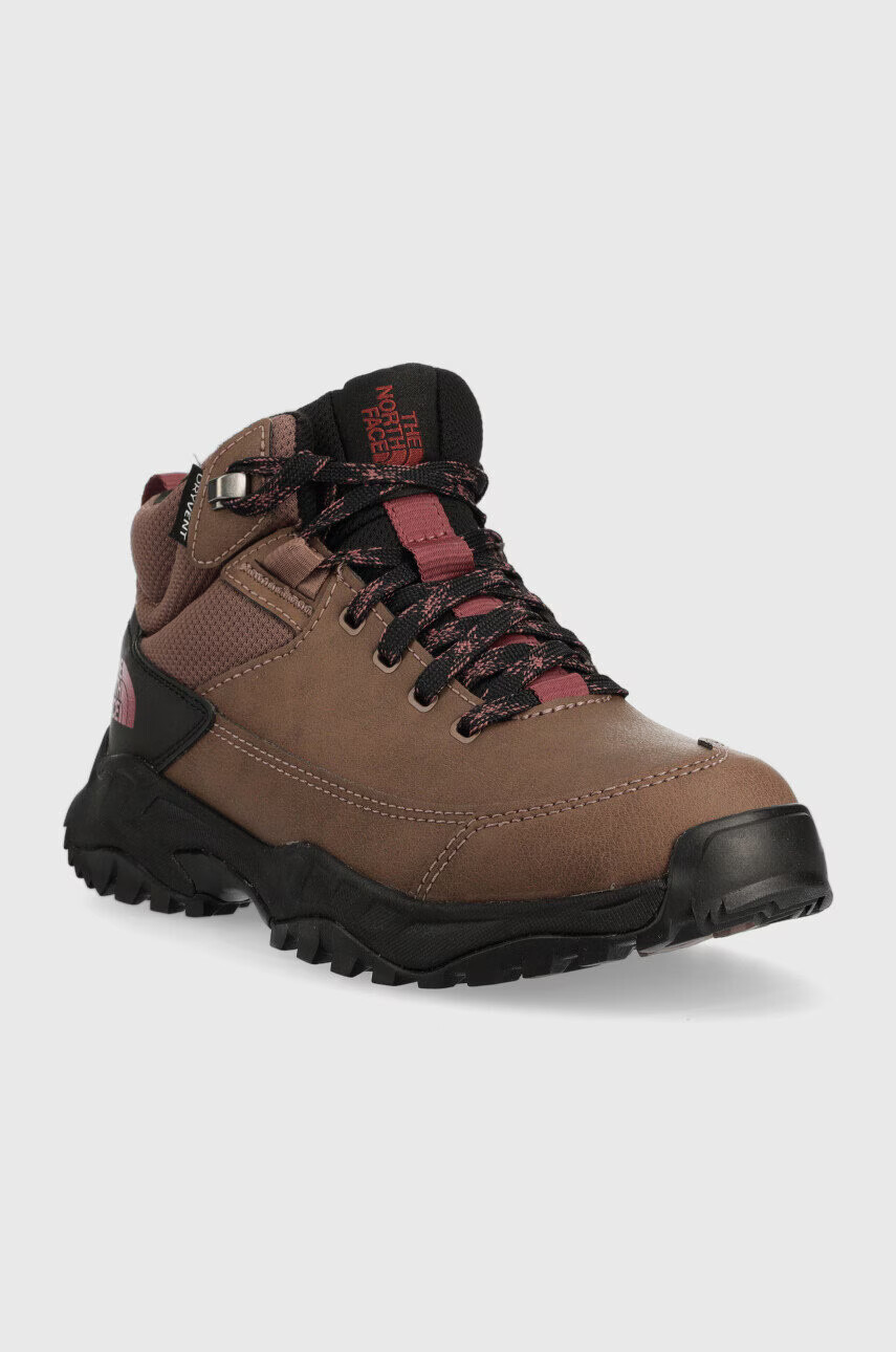 The North Face Обувки Storm Strike III WP в лилаво с изолация - Pepit.bg
