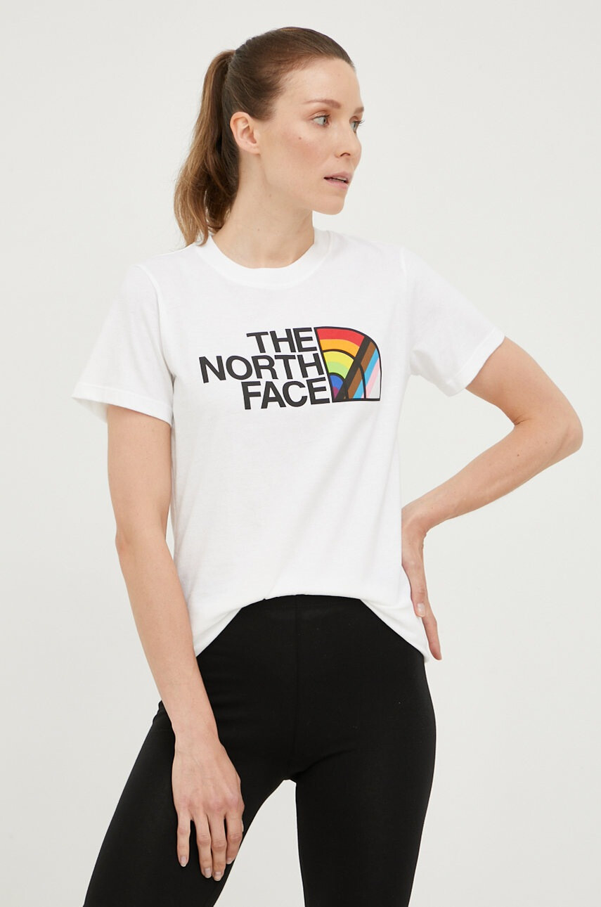 The North Face Памучна тениска Pride в бяло - Pepit.bg