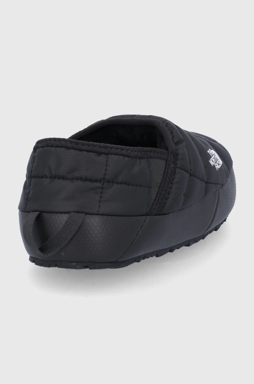 The North Face Пантофи в черно - Pepit.bg