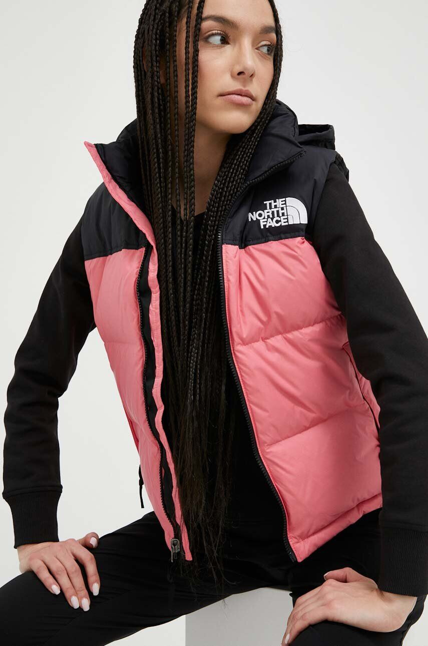 The North Face Пухен елек 1996 RETRO NUPTSE VEST дамски в розово със зимна изолация - Pepit.bg