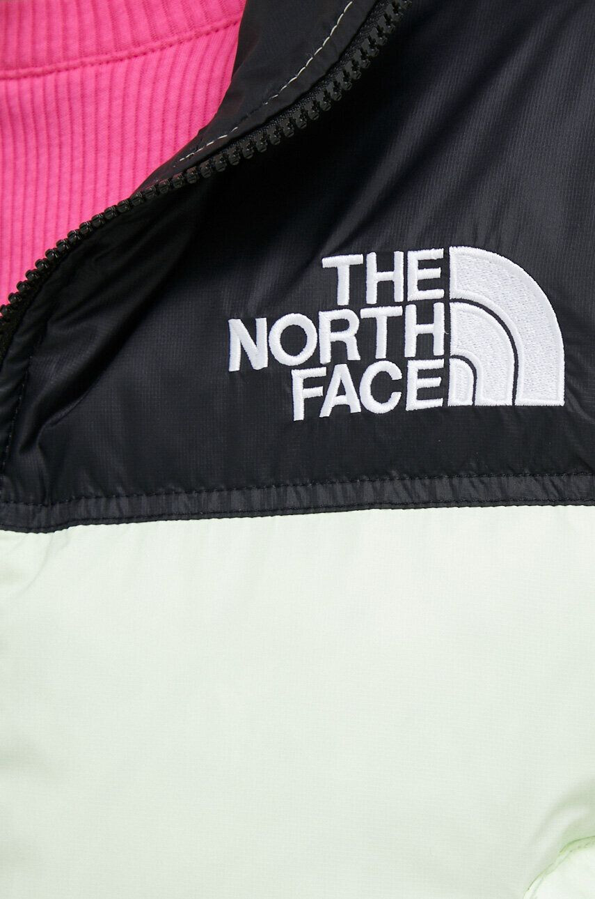 The North Face Пухено яке NUPTSE SHORT JACKET в зелено със зимна изолация - Pepit.bg