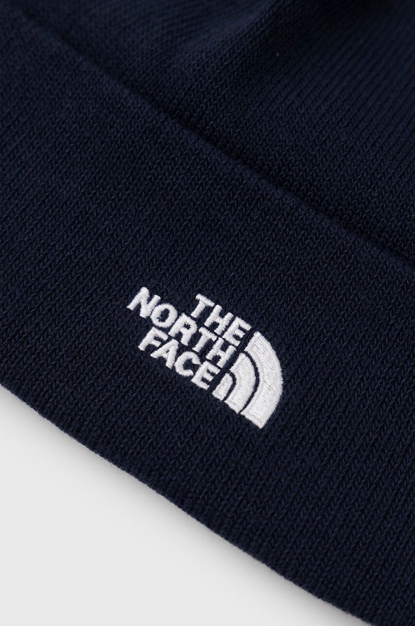 The North Face Шапка в тъмносиньо от плътен трикотаж - Pepit.bg