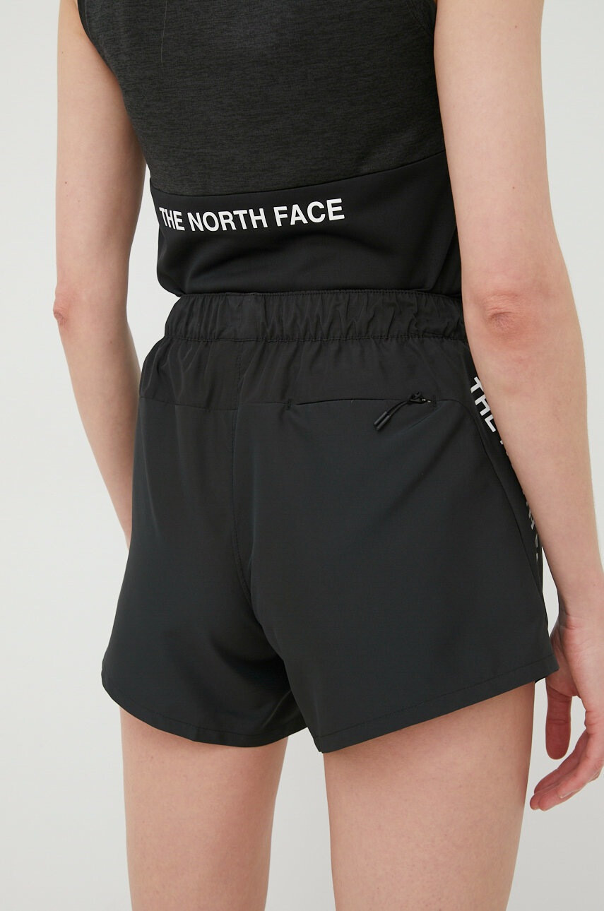 The North Face Спортни шорти Mountain Athletics - Pepit.bg