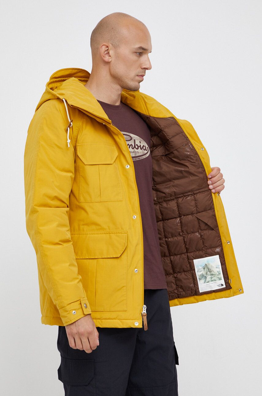 The North Face Яке в жълто със зимна изолация - Pepit.bg