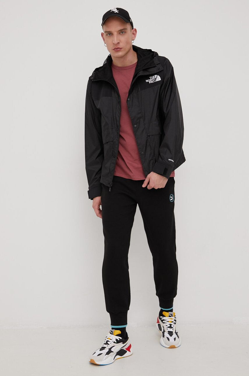 The North Face Яке Tnf Outline Jacket - Pepit.bg