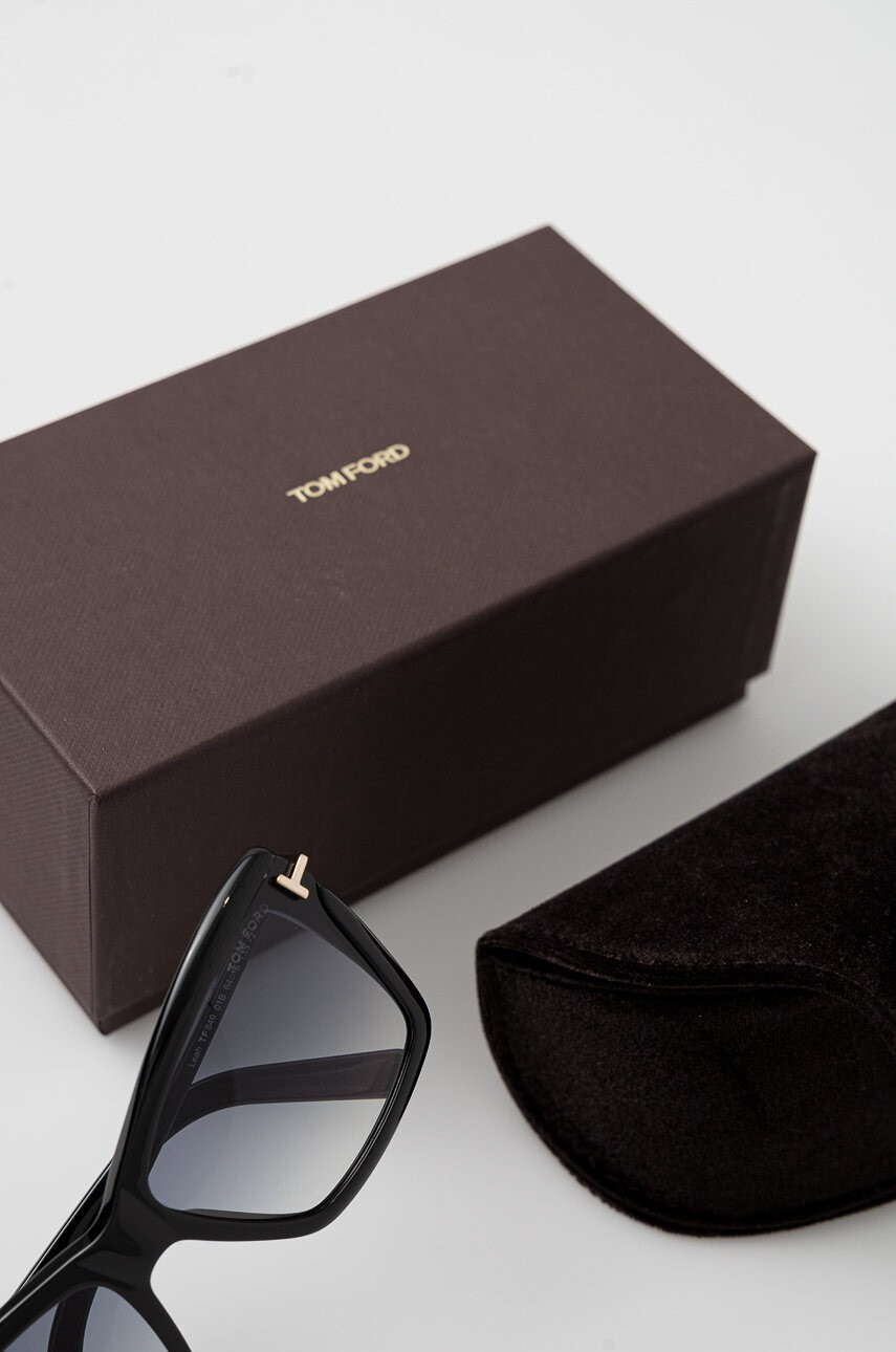 Tom Ford Слънчеви очила дамско в черно - Pepit.bg