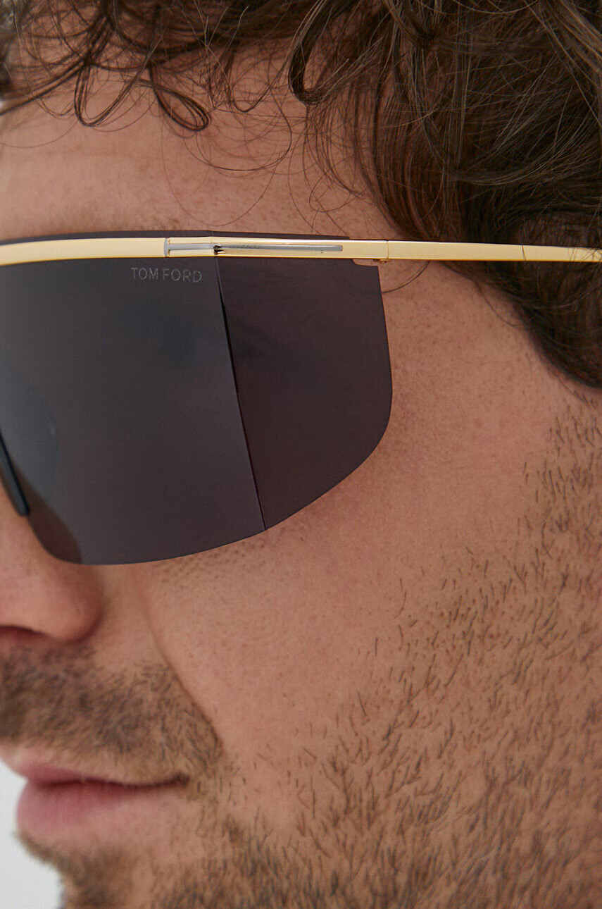 Tom Ford Слънчеви очила в черно - Pepit.bg