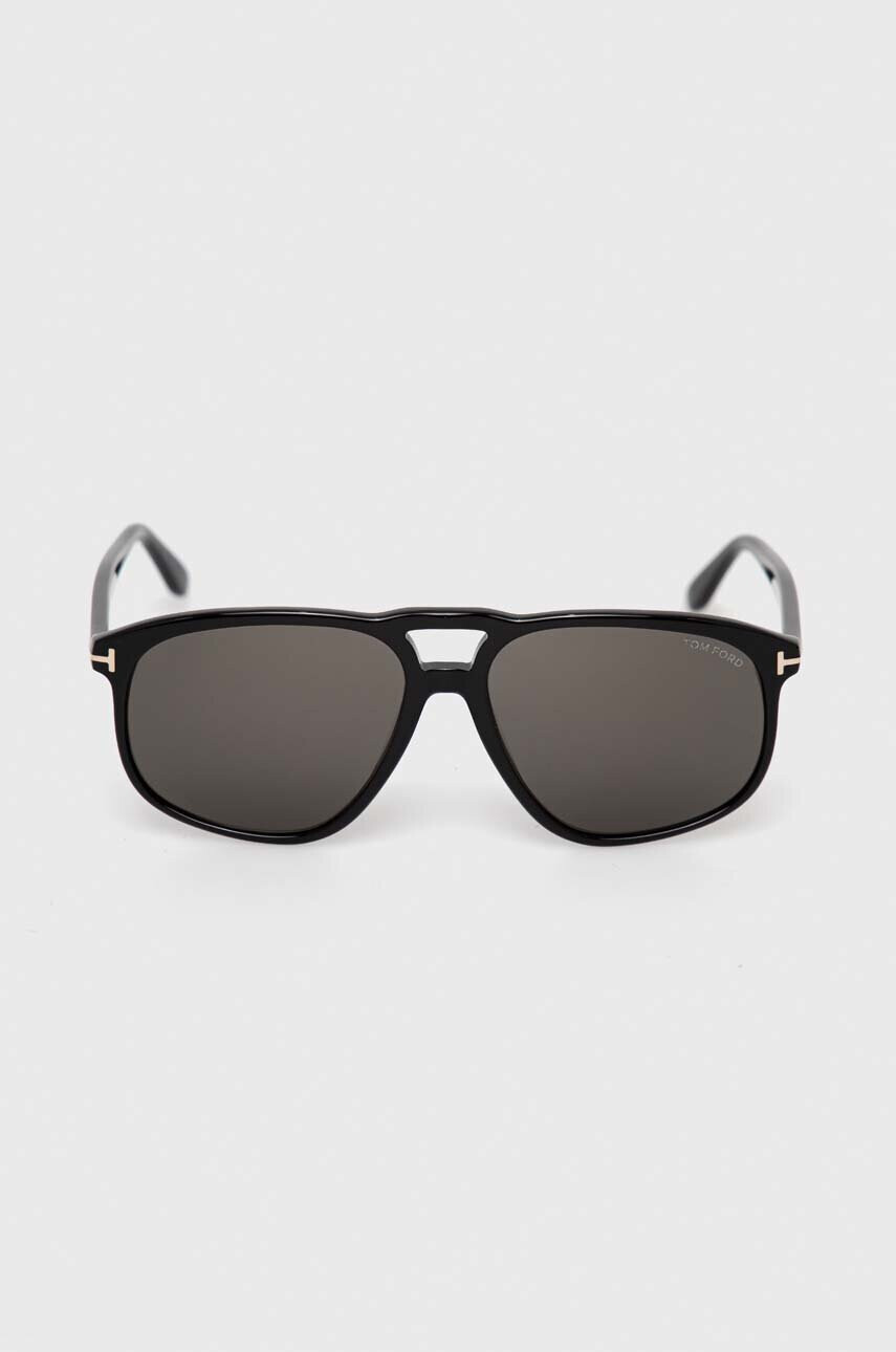 Tom Ford Слънчеви очила в черно - Pepit.bg