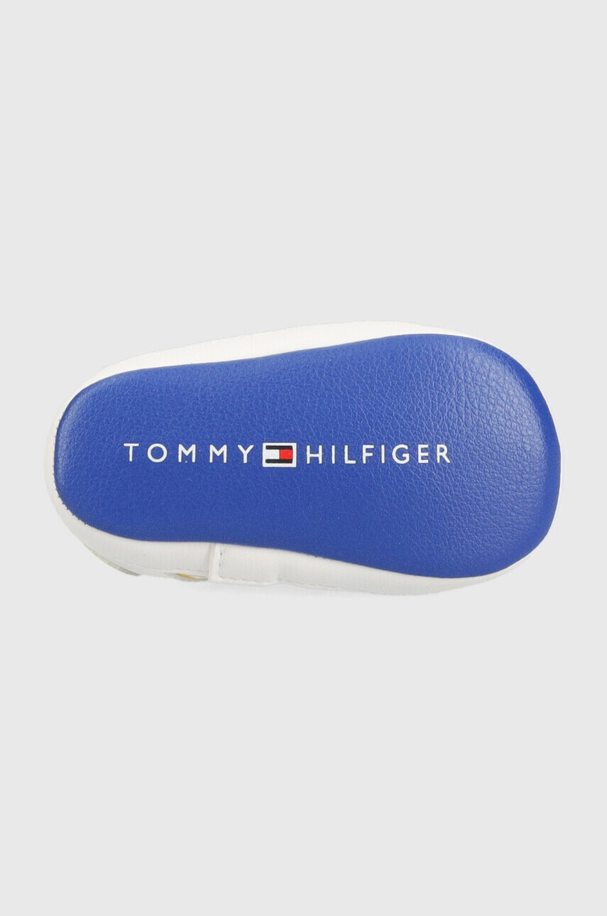 Tommy Hilfiger Бебешки маратонки в бяло - Pepit.bg