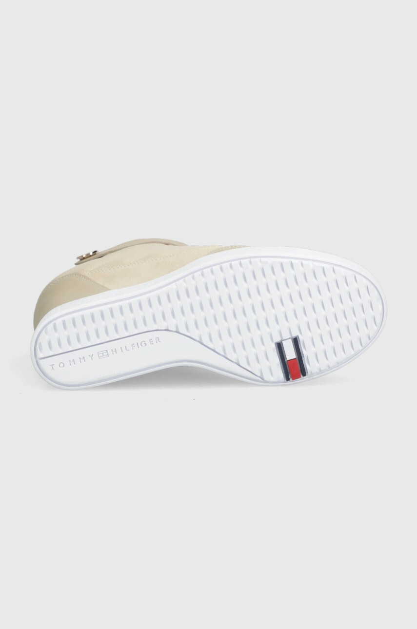 Tommy Hilfiger Боти Wedge Sneaker Boot в бежово със скосена платформа - Pepit.bg