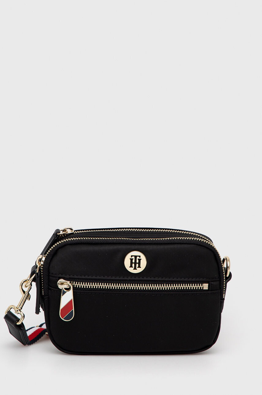 Tommy Hilfiger Чанта в черно - Pepit.bg