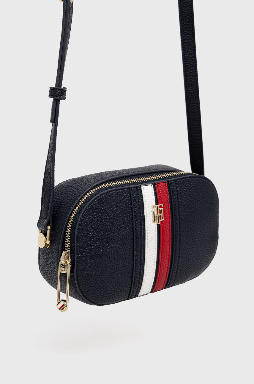 Tommy Hilfiger Чанта в тъмносиньо - Pepit.bg