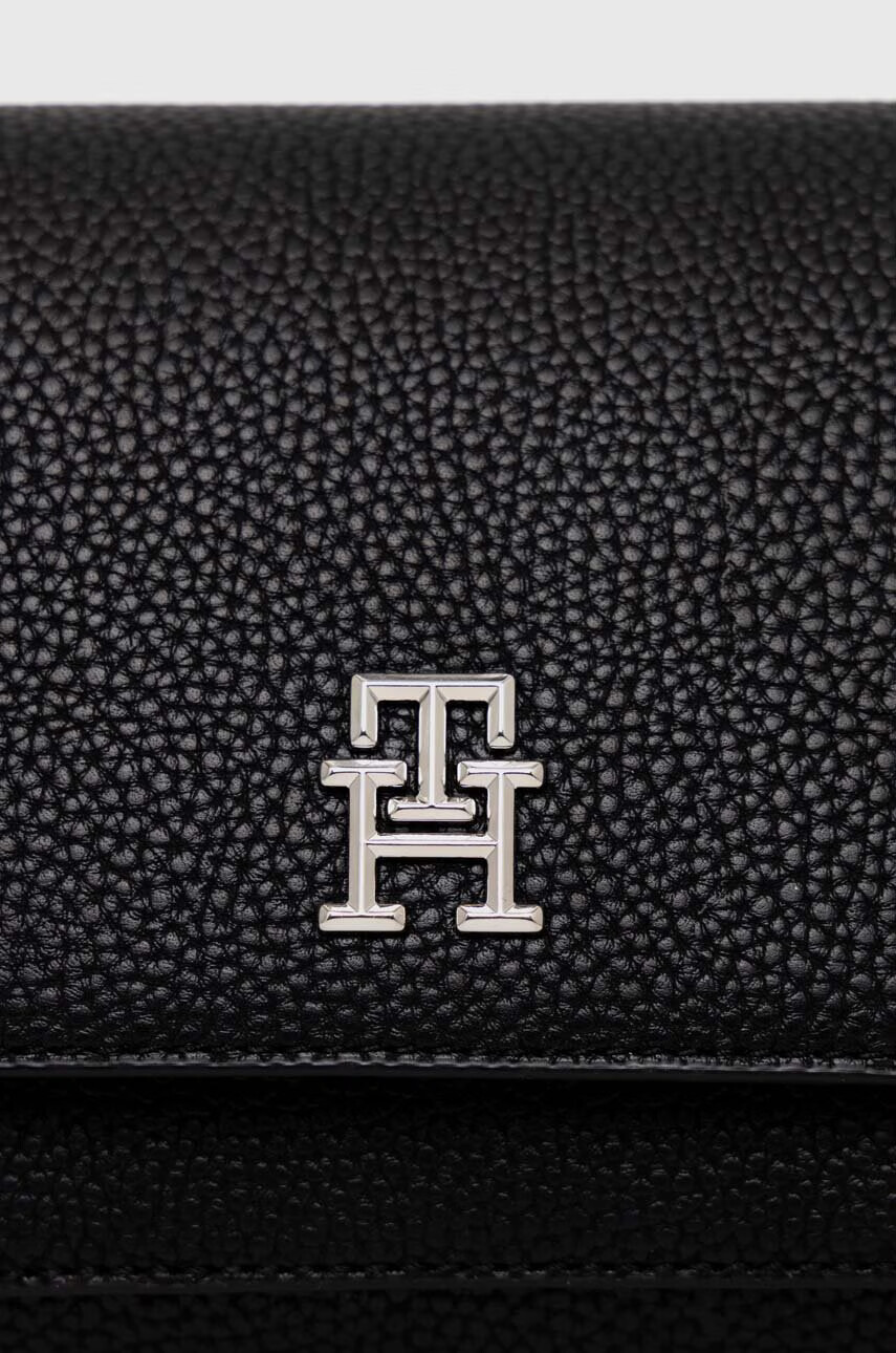 Tommy Hilfiger Чанта в черно - Pepit.bg