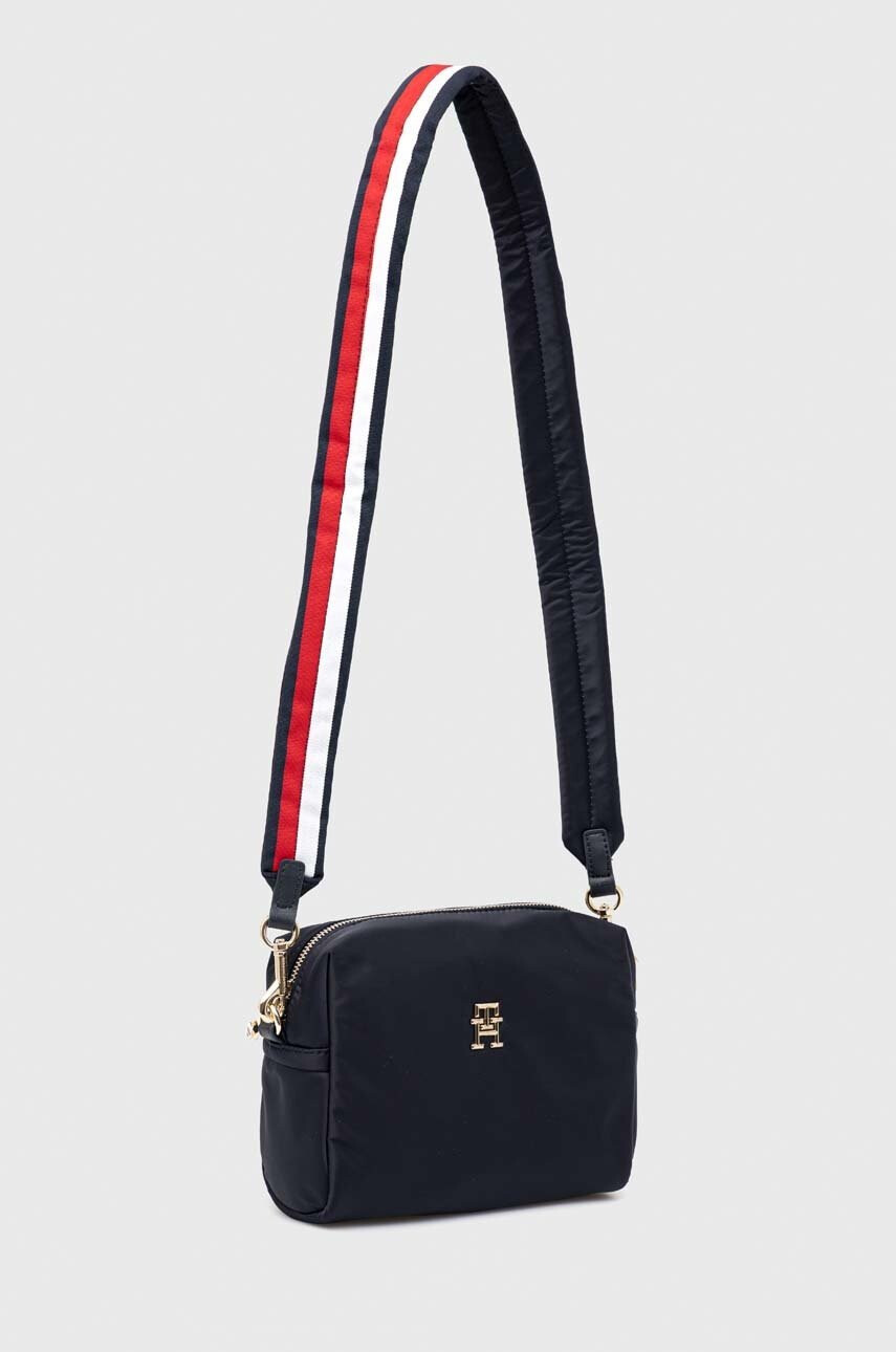 Tommy Hilfiger Чанта в тъмносиньо - Pepit.bg