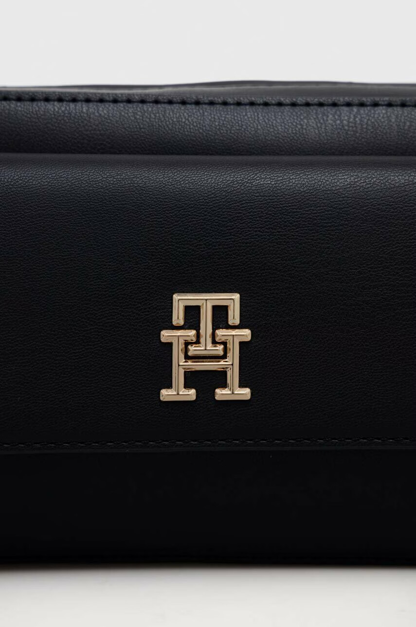 Tommy Hilfiger Чанта В тъмносиньо - Pepit.bg