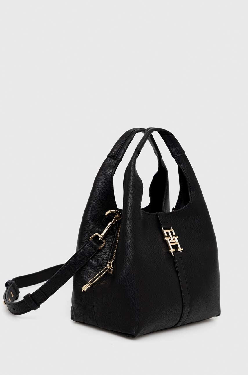 Tommy Hilfiger Чанта в черно - Pepit.bg