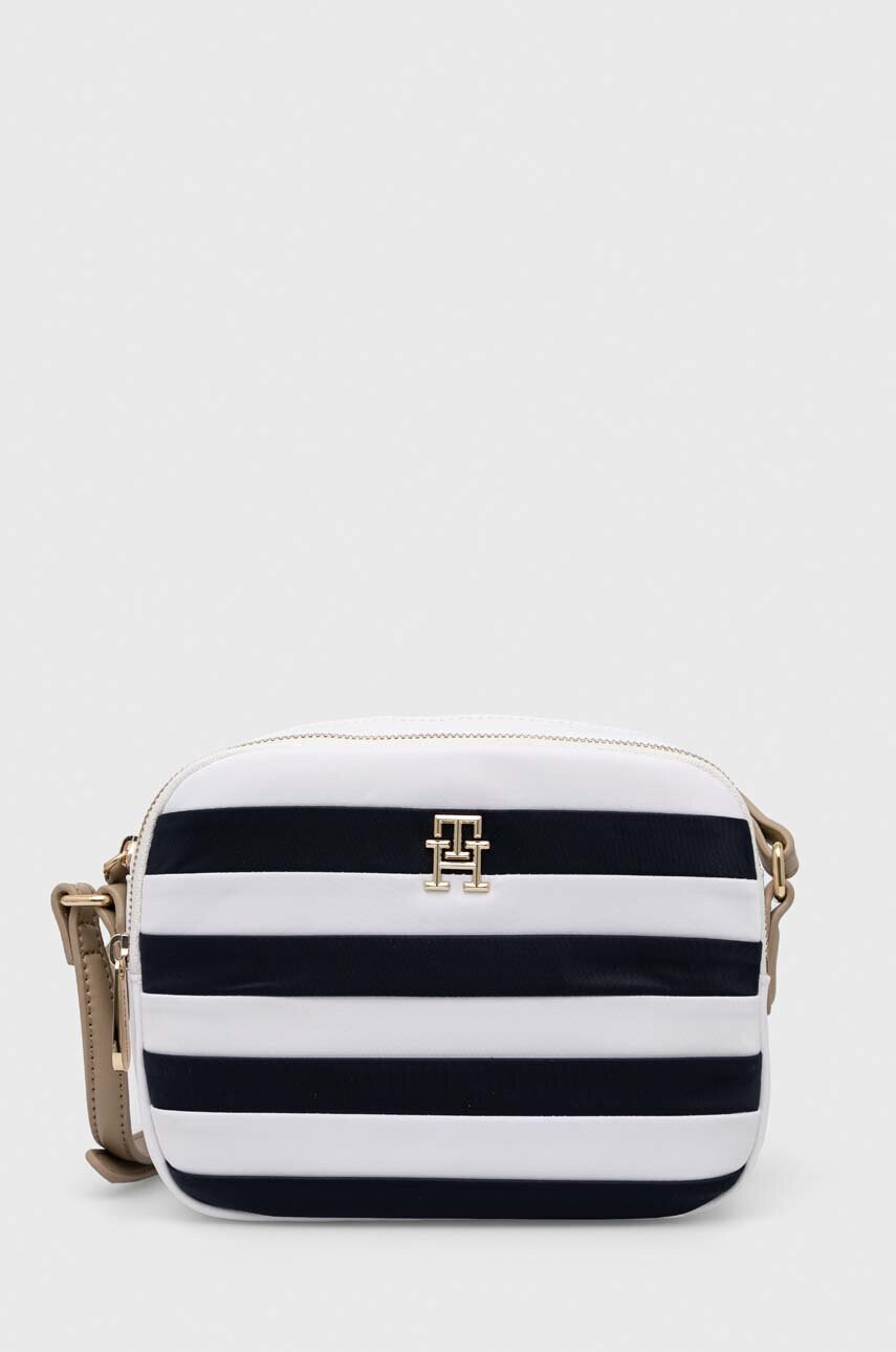 Tommy Hilfiger Чанта в бяло - Pepit.bg