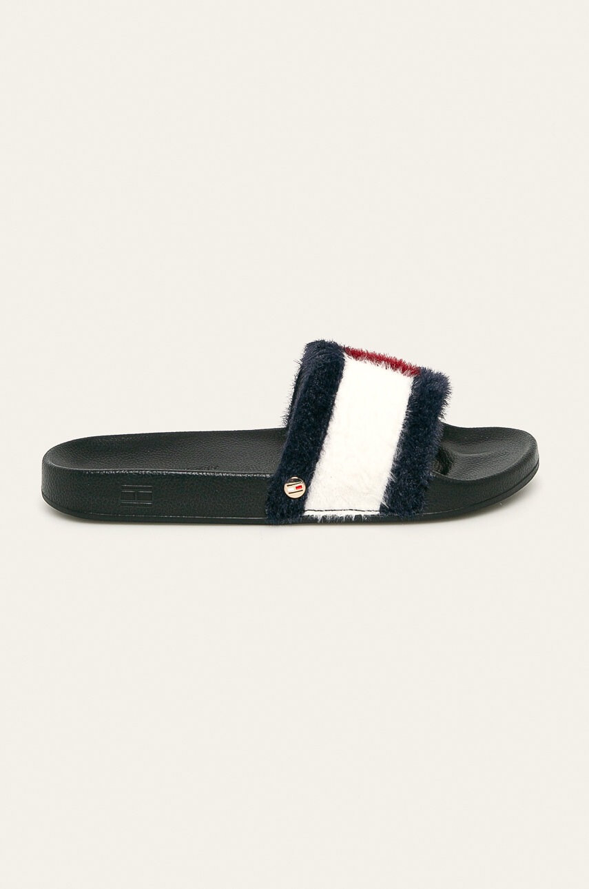 Tommy Hilfiger Чехли - Pepit.bg