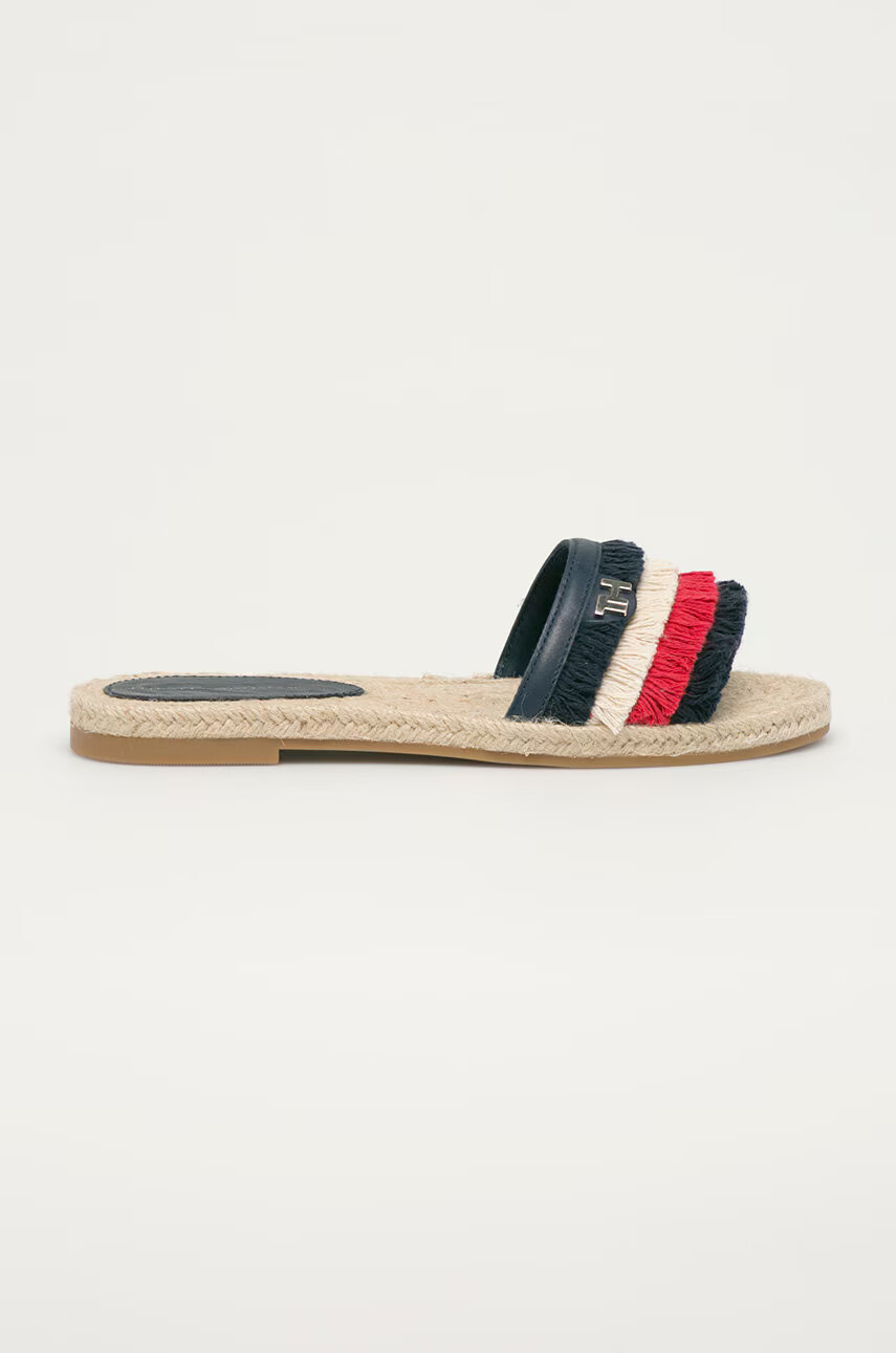 Tommy Hilfiger Чехли - Pepit.bg