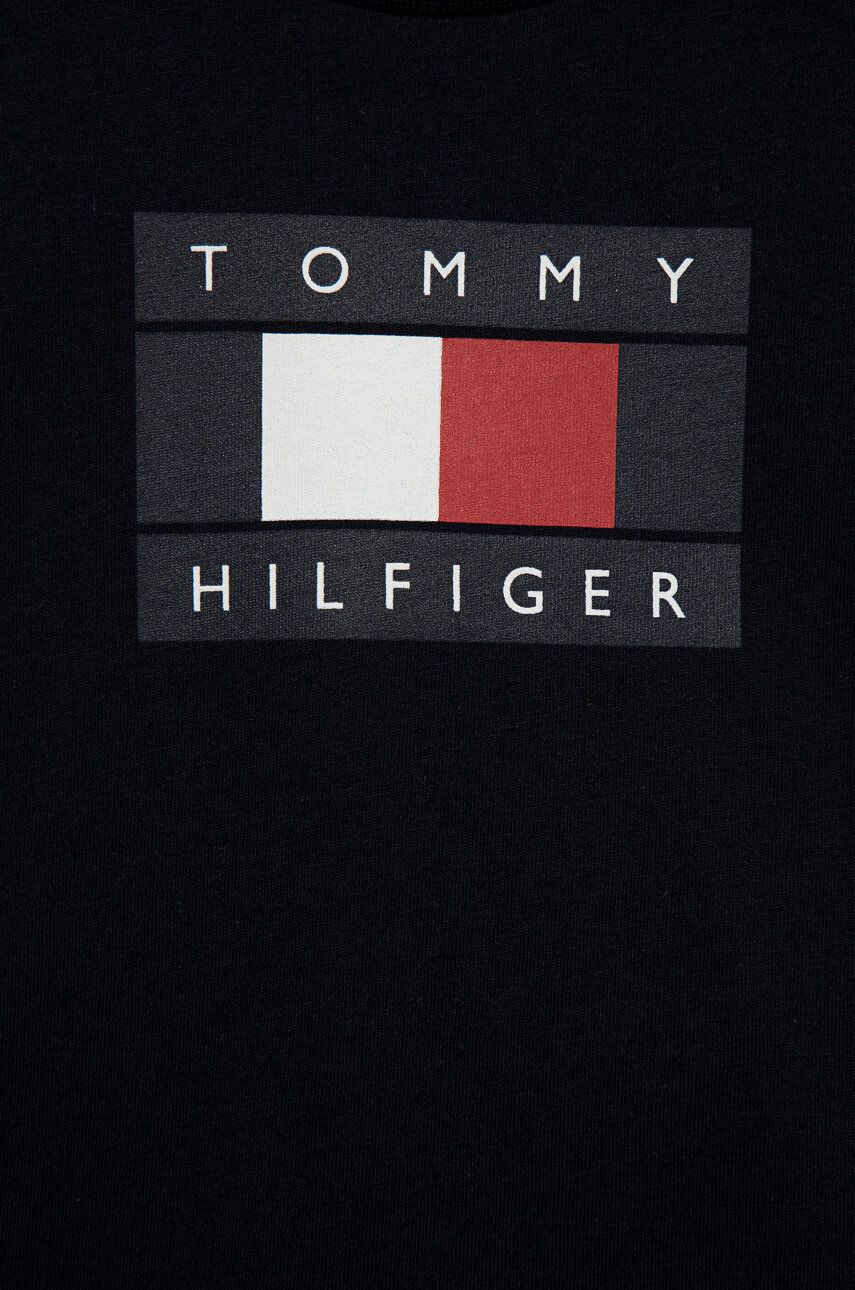 Tommy Hilfiger Детска памучна тениска в тъмносиньо с принт - Pepit.bg