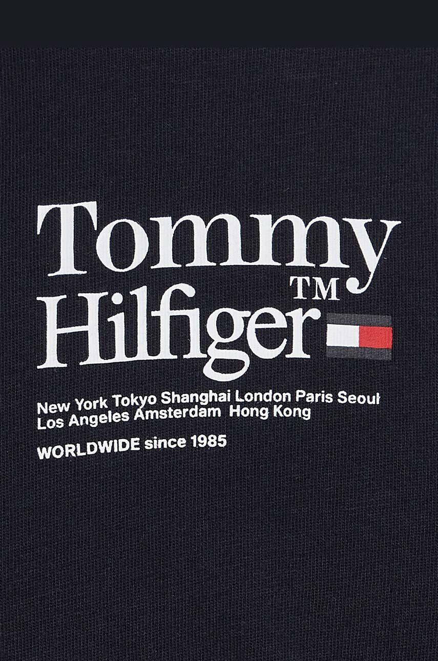 Tommy Hilfiger Детска памучна тениска в черно - Pepit.bg