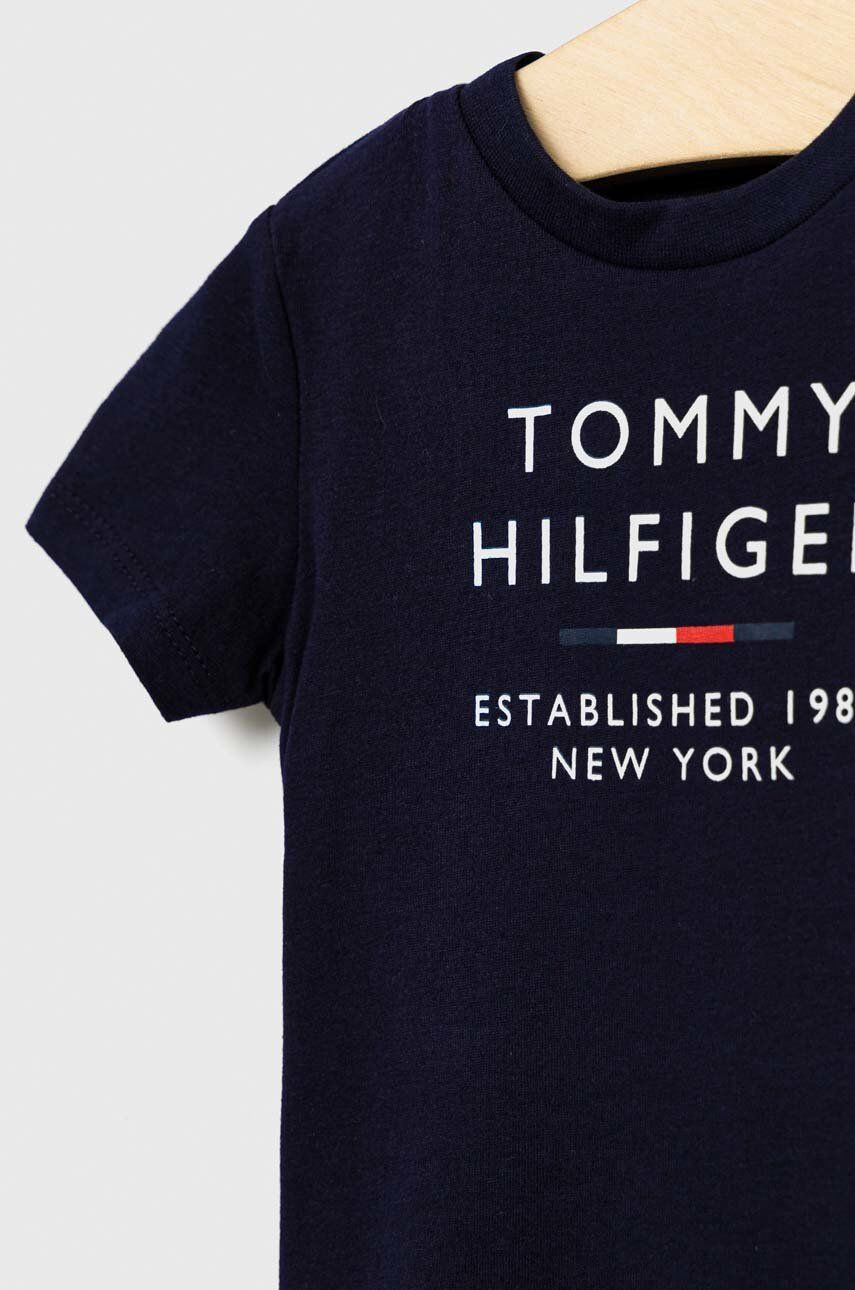 Tommy Hilfiger Детска памучна тениска в тъмносиньо с принт - Pepit.bg