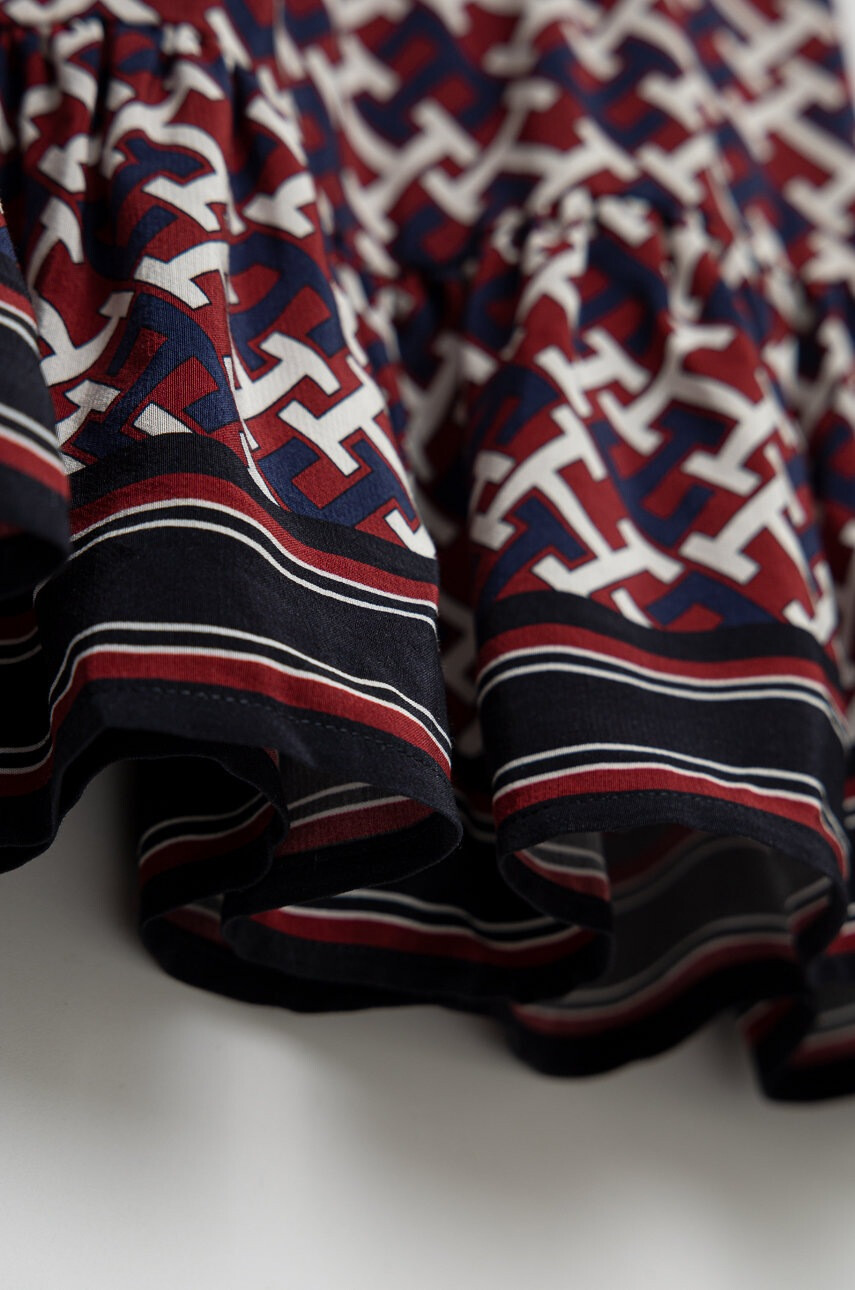 Tommy Hilfiger Детска пола в лилаво къс модел разкроен модел - Pepit.bg