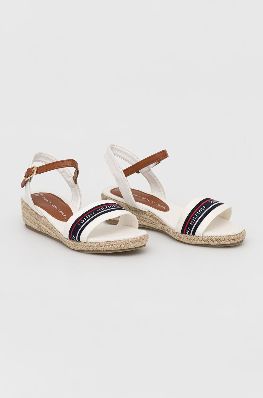 Tommy Hilfiger Детски сандали в бяло - Pepit.bg