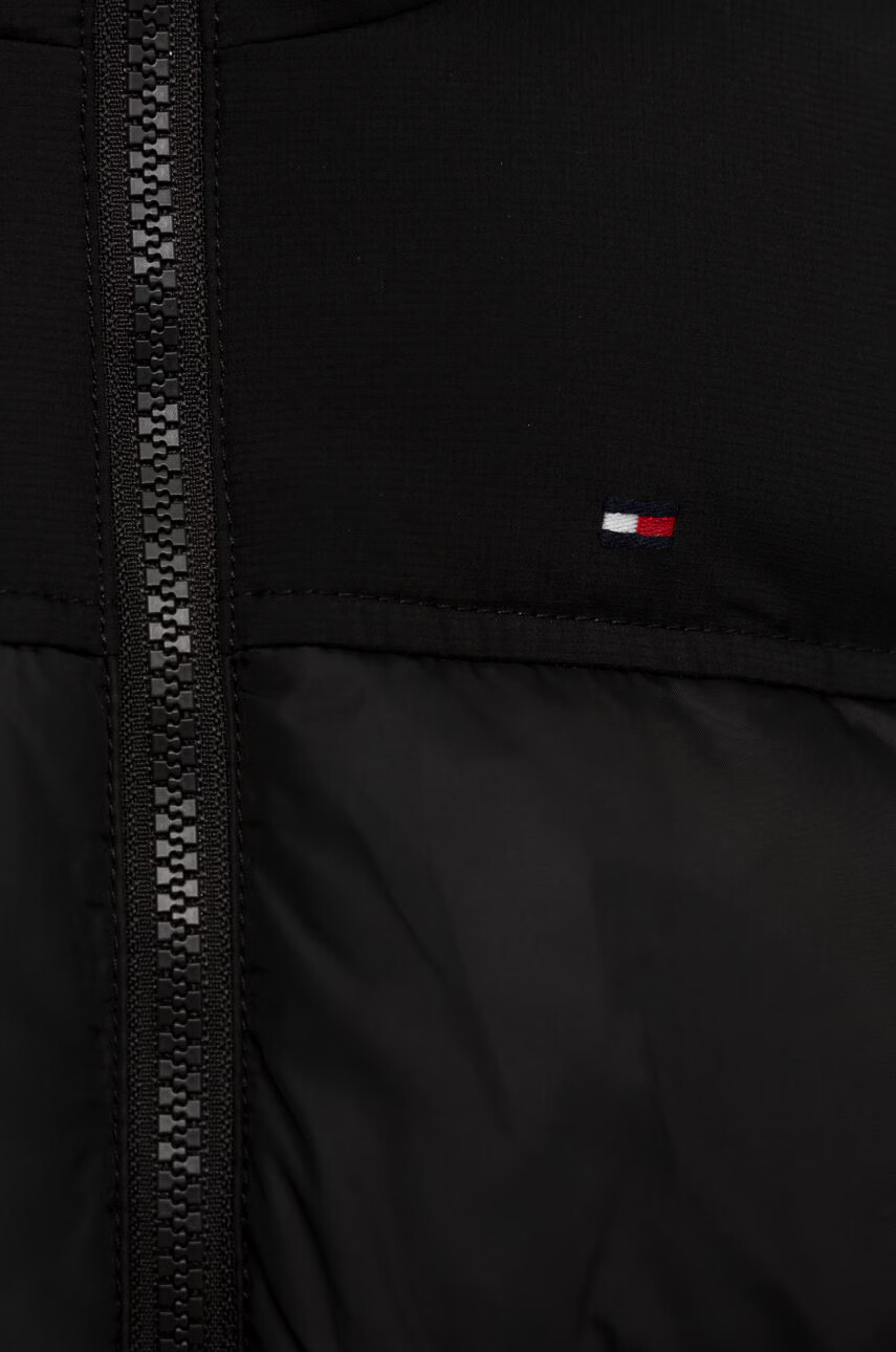 Tommy Hilfiger Детско яке в черно - Pepit.bg