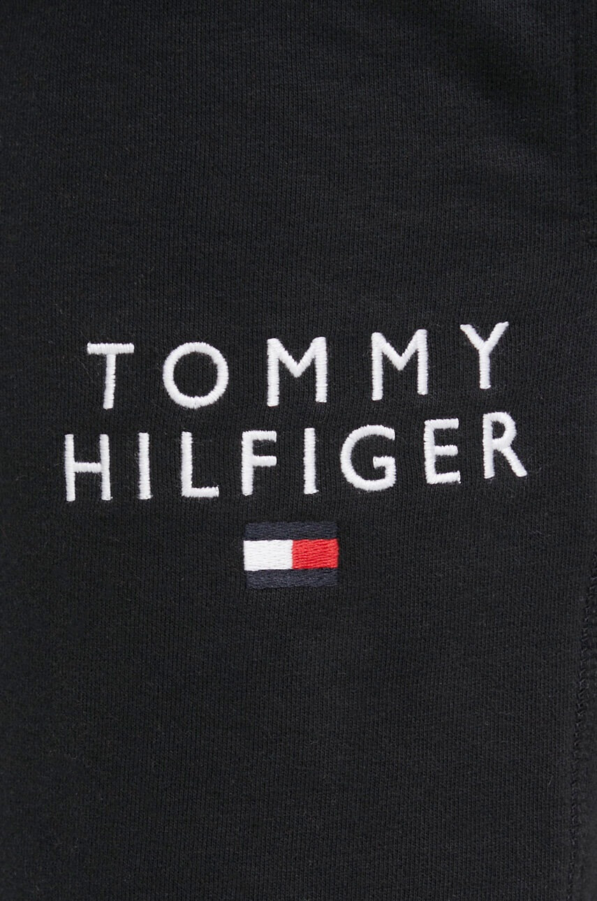 Tommy Hilfiger Домашен къс панталон в черно - Pepit.bg