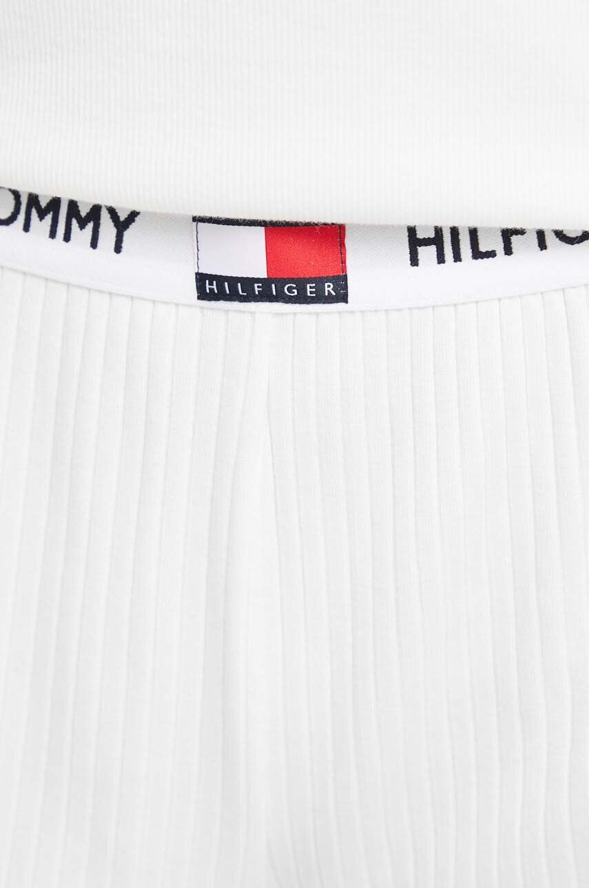 Tommy Hilfiger Домашен къс панталон в бежово с изчистен дизайн с висока талия - Pepit.bg