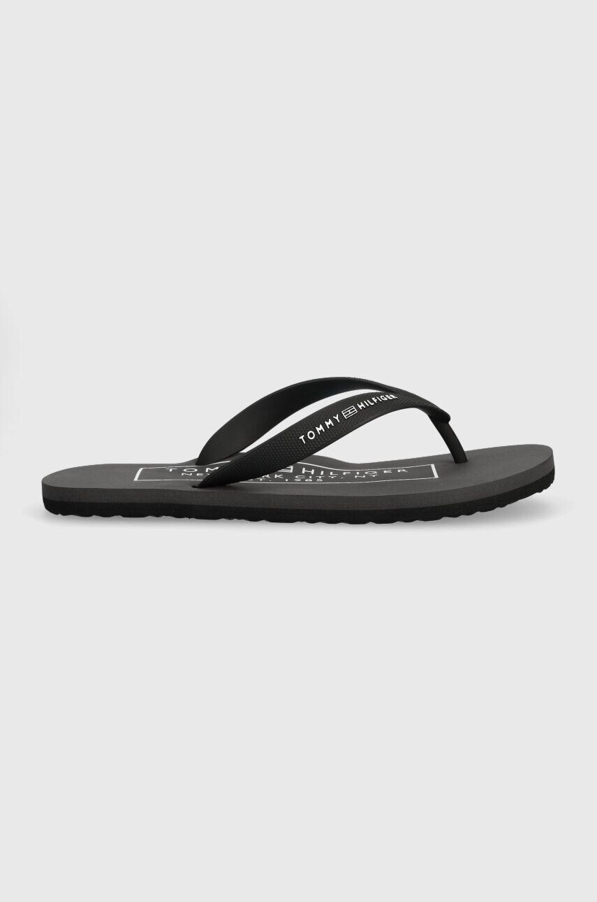 Tommy Hilfiger Джапанки RUBBER HILFIGER BEACH SANDAL в черно FM0FM04468 - Pepit.bg