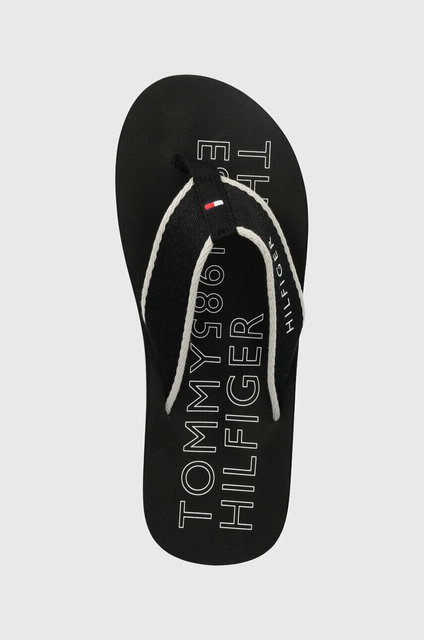 Tommy Hilfiger Джапанки SPORTY HILFIGER BEACH SANDAL в черно FM0FM04469 - Pepit.bg