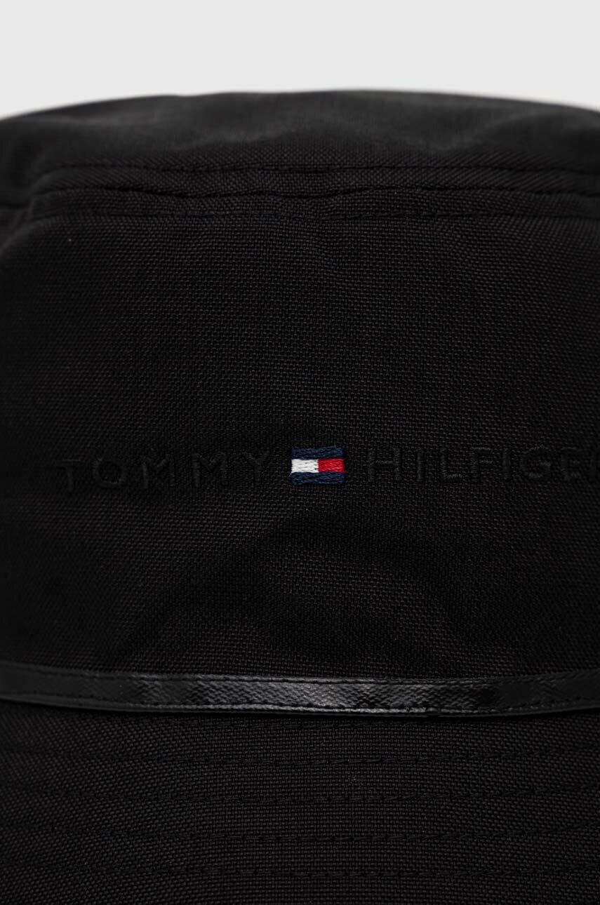 Tommy Hilfiger Капела в черно - Pepit.bg