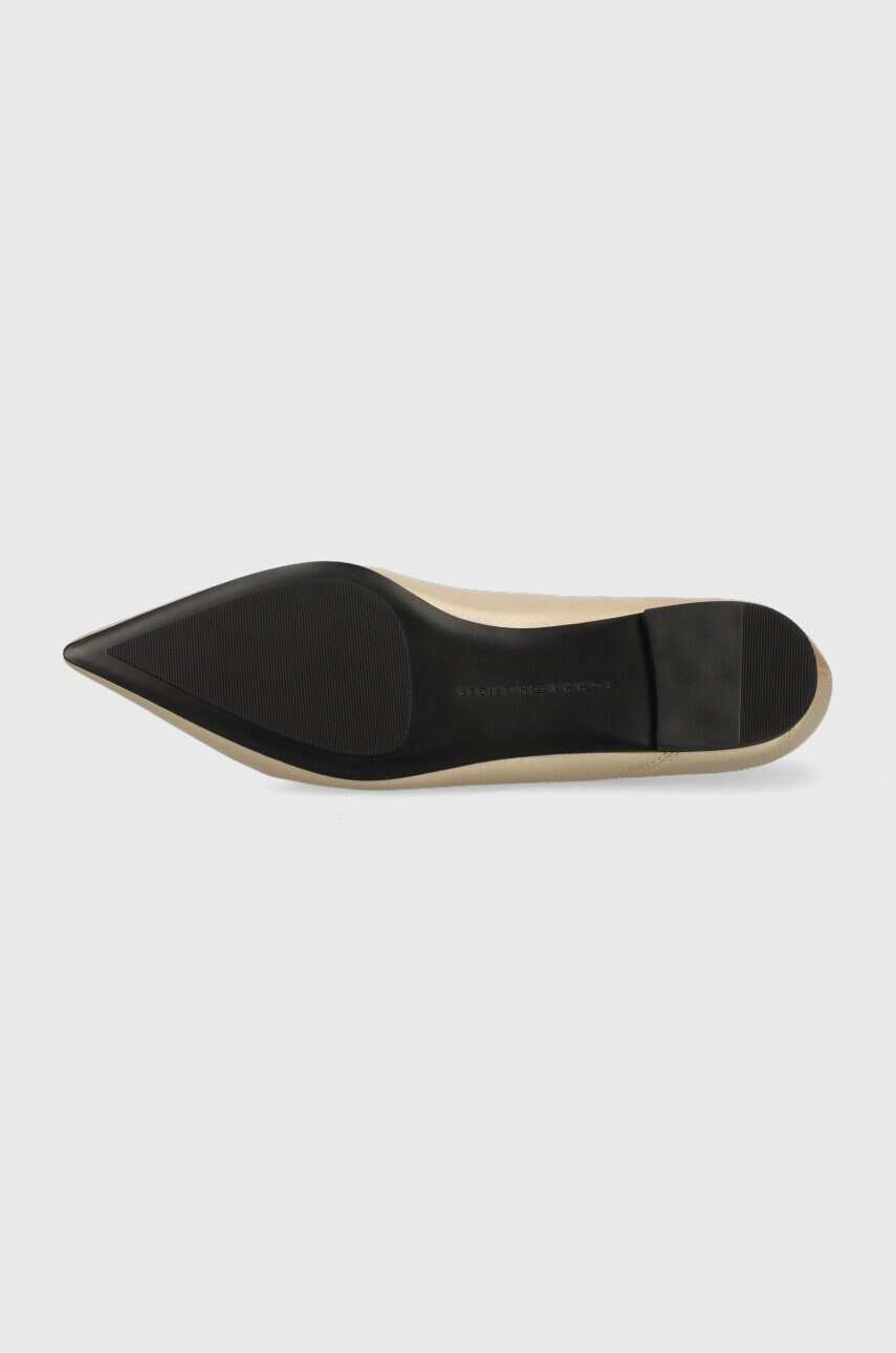 Tommy Hilfiger Кожени балеринки Pointy Chic в златисто - Pepit.bg