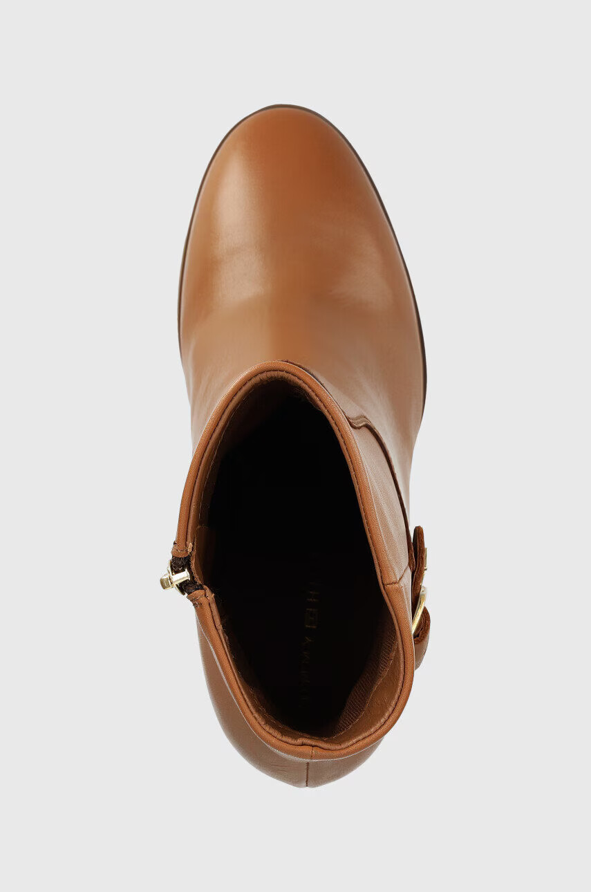 Tommy Hilfiger Кожени боти Belt High Heel Boot в кафяво с висок ток - Pepit.bg