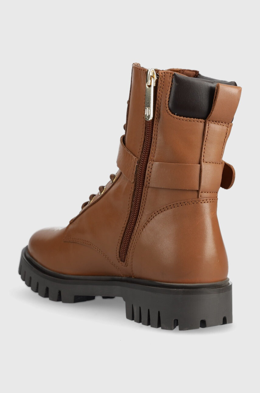 Tommy Hilfiger Кожени боти Buckle Lace Up в кафяво с равна подметка - Pepit.bg