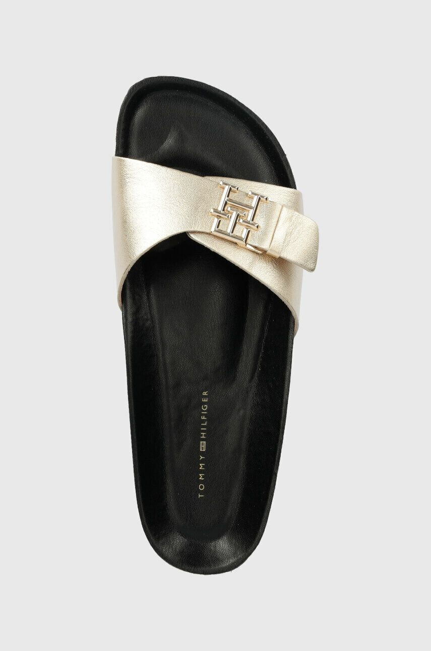 Tommy Hilfiger Кожени чехли TH MULE SANDAL GOLDEN в златисто FW0FW07070 - Pepit.bg